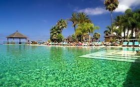 Regency Country Club, Apartments Suites